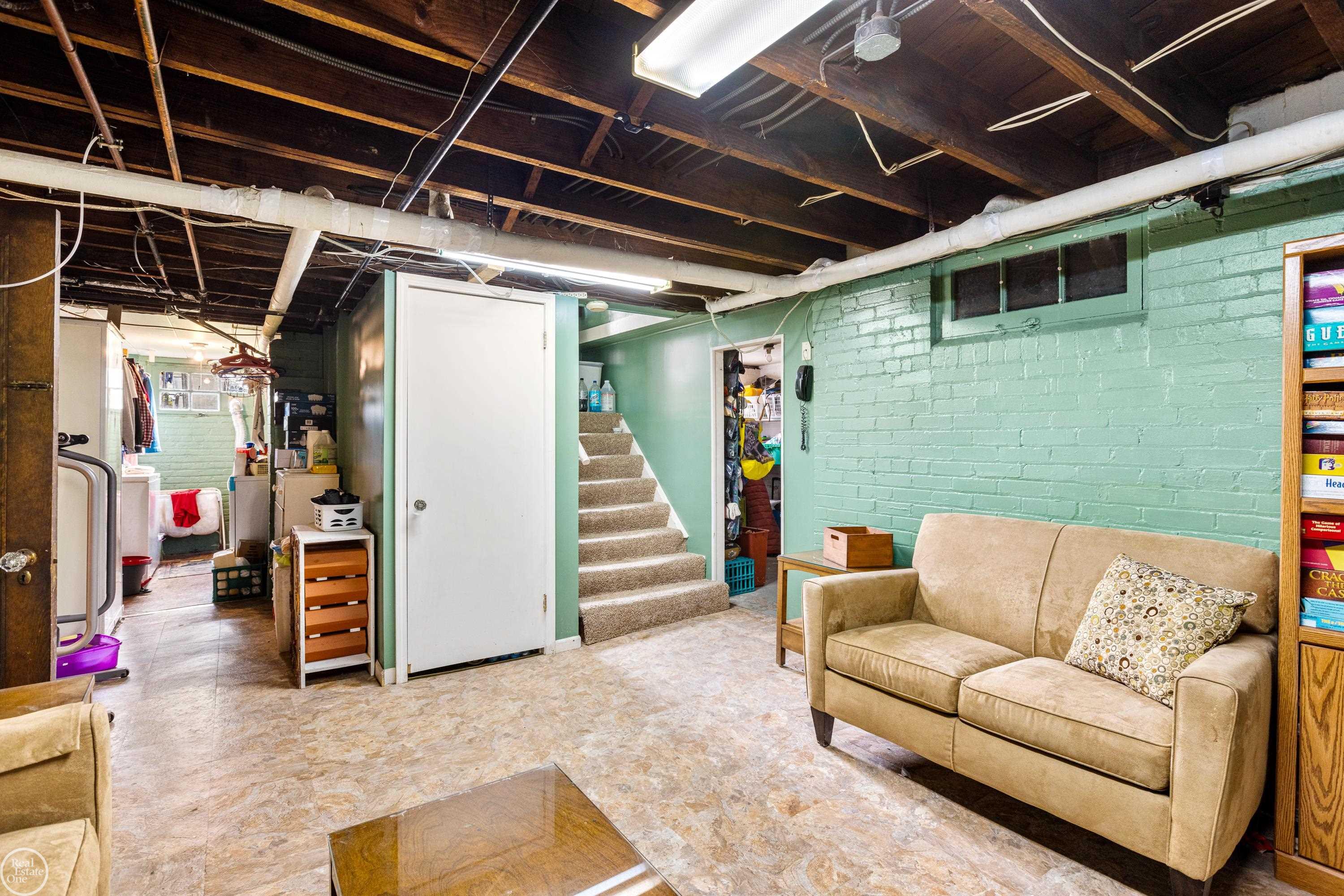 930 Barrington Road Grosse Pointe Park, MI 48230 - Photo 25 of 40