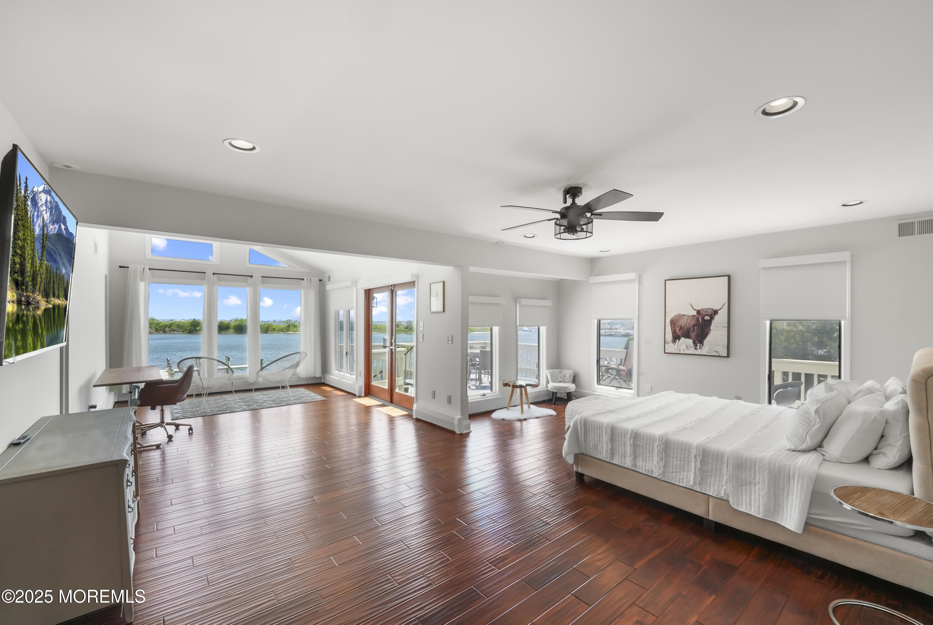 14 Toledo Drive Brick, NJ 08723 - Photo 30 of 75 a bedroom with a large bed and a large window