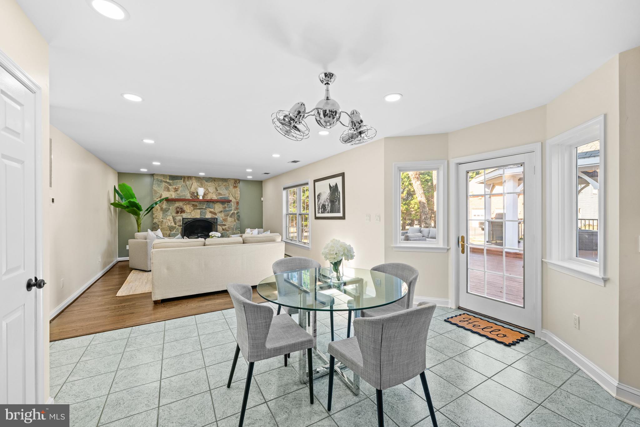 4807 Bready Road Rockville, MD 20853 - Photo 14 of 44 a dining room with furniture and window