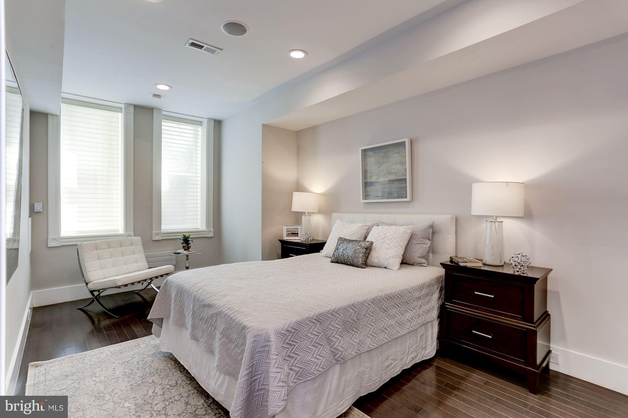 941 S Street Northwest, Unit 2 Washington, DC 20001 - Photo 7 of 12 OWNERS' SUITE WITH WIC & ENSUITE BATHROOM
