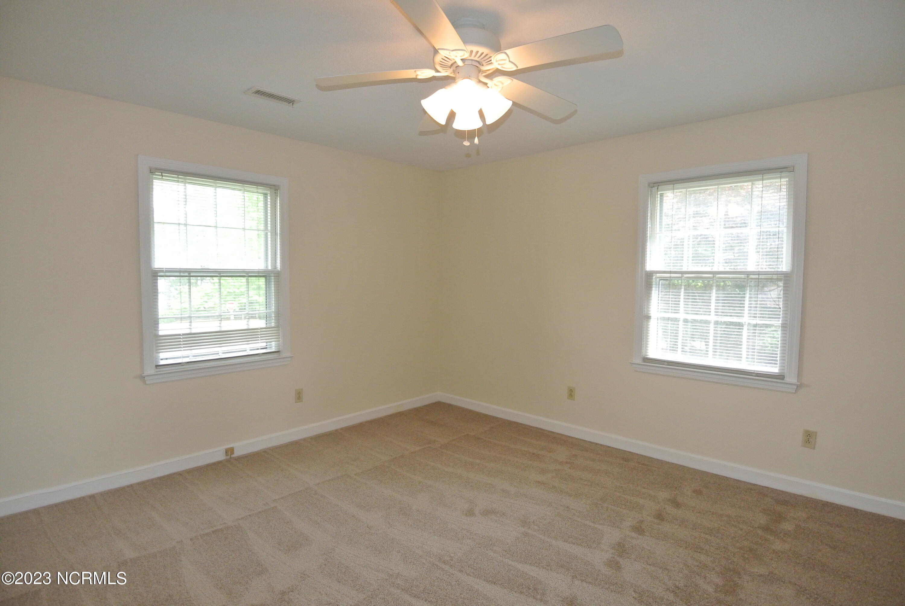 2129 Neuse Cliffs Circle New Bern, NC 28560 - Photo 22 of 27 Bedroom #3