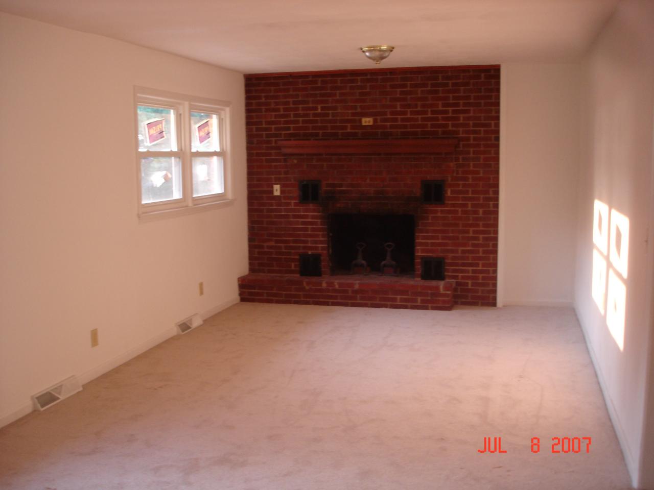 7469 Hardy Road Hardy, VA 24101 - Photo 3 of 7 an empty room with windows