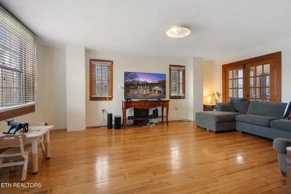 $349,900 | 2176 Walnut Street, White Pine, TN 37890