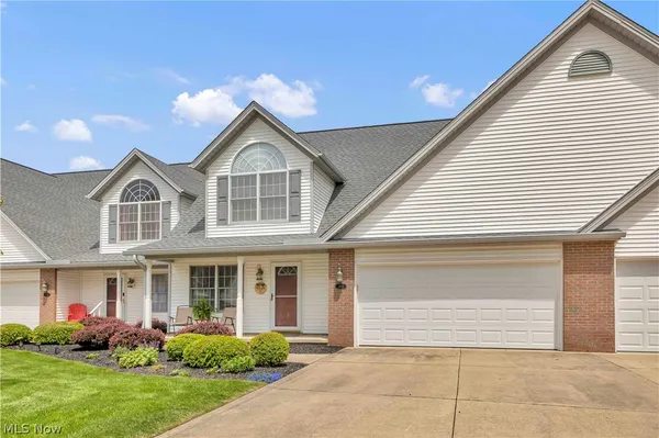 $297,500 | 363 Northcoast Point Drive, Eastlake, OH 44095