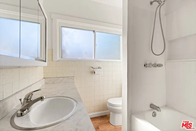 $2,500 | 1114 South Ramona Street, San Gabriel, CA 91776