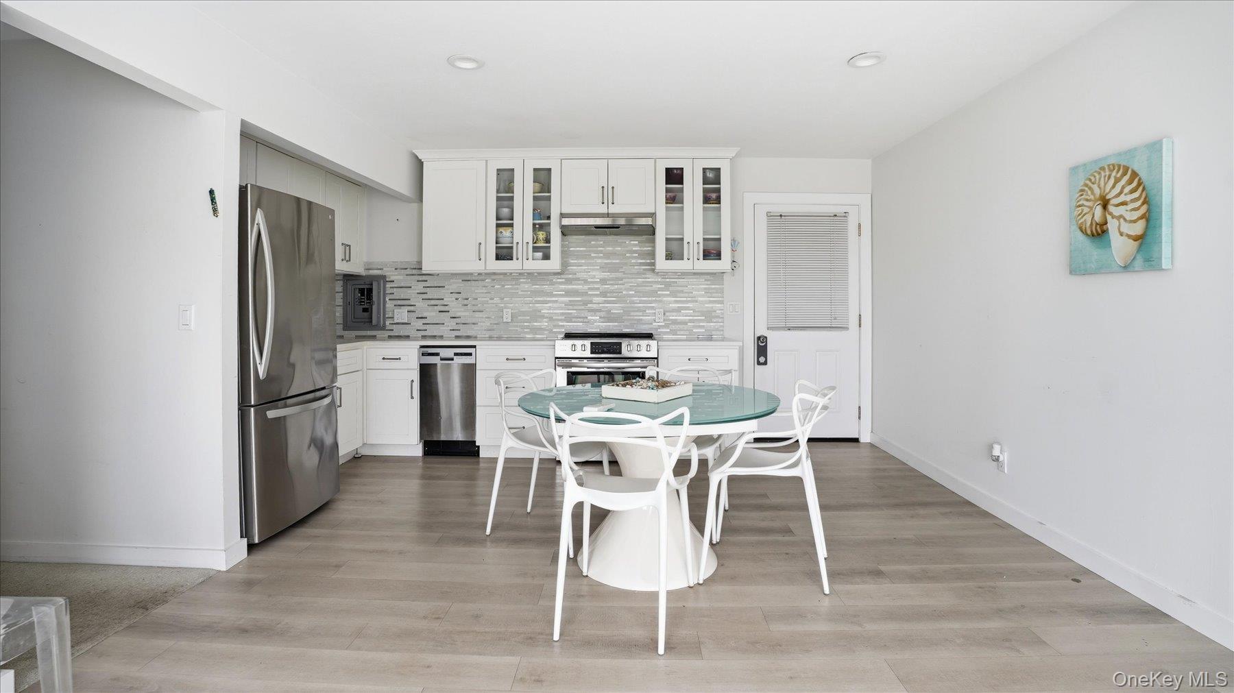 281 Dune Road, Unit 16B Westhampton Beach, NY 11978 - Photo 11 of 37