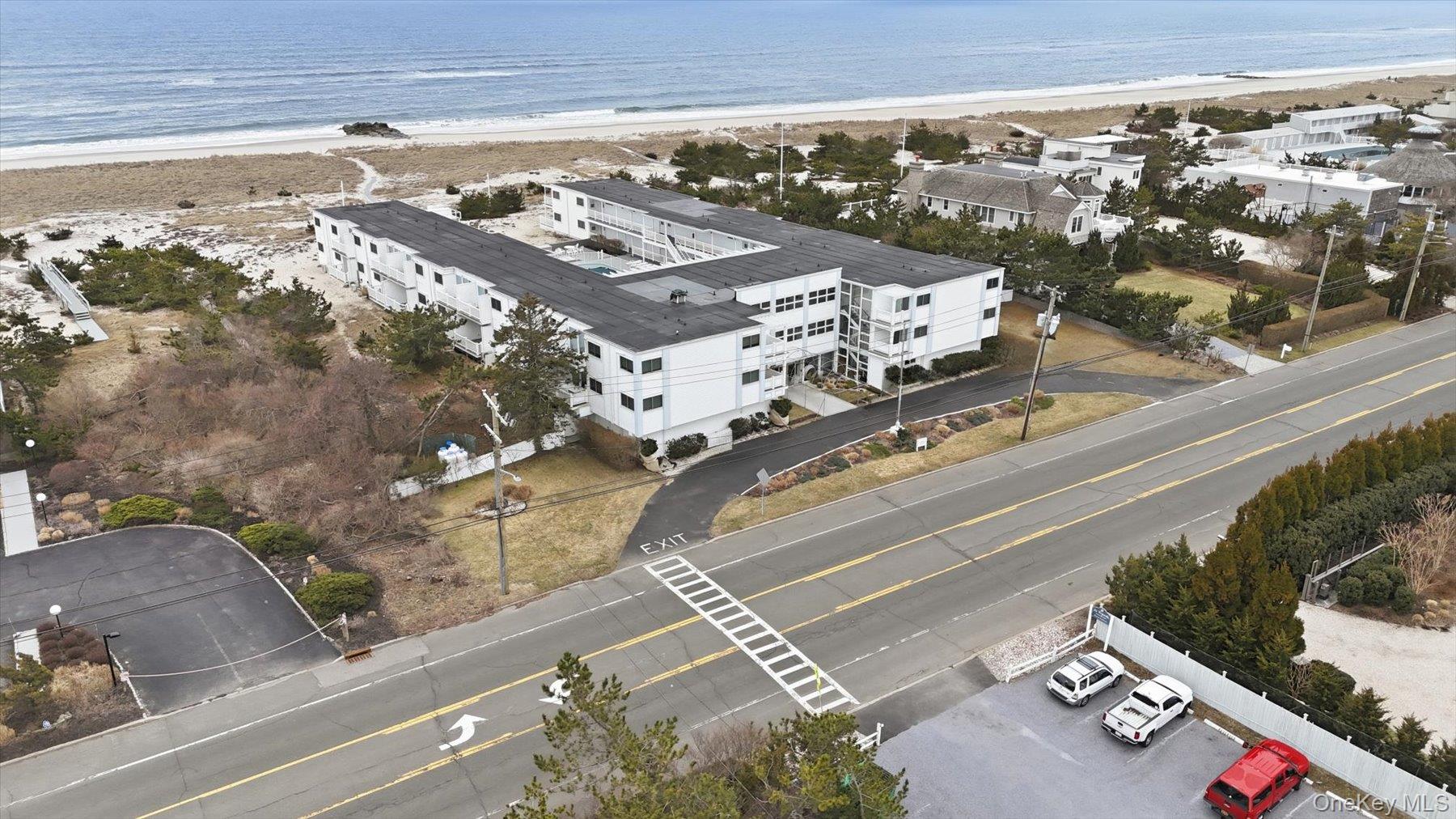 281 Dune Road, Unit 16B Westhampton Beach, NY 11978 - Photo 21 of 37