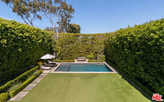 $50,000 | 146 North Carmelina Avenue, Los Angeles, CA 90049