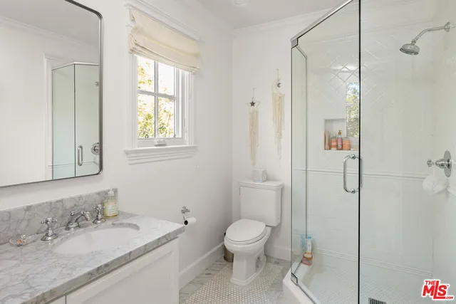 $50,000 | 146 North Carmelina Avenue, Los Angeles, CA 90049