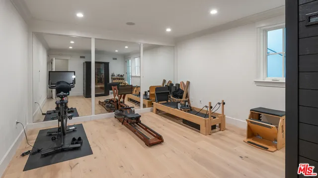 $50,000 | 146 North Carmelina Avenue, Los Angeles, CA 90049