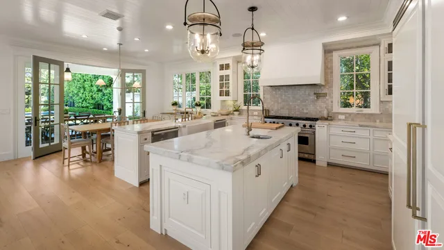 $50,000 | 146 North Carmelina Avenue, Los Angeles, CA 90049