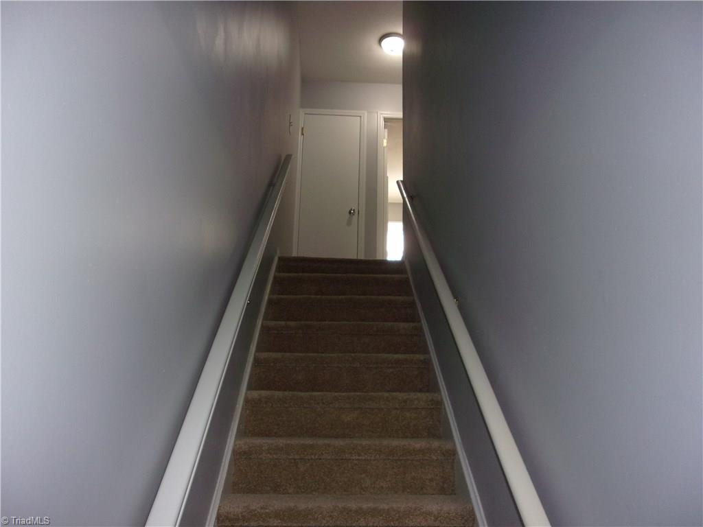 209 Northpoint Avenue, Unit H High Point, NC 27262 - Photo 15 of 31 Gallery Image 15