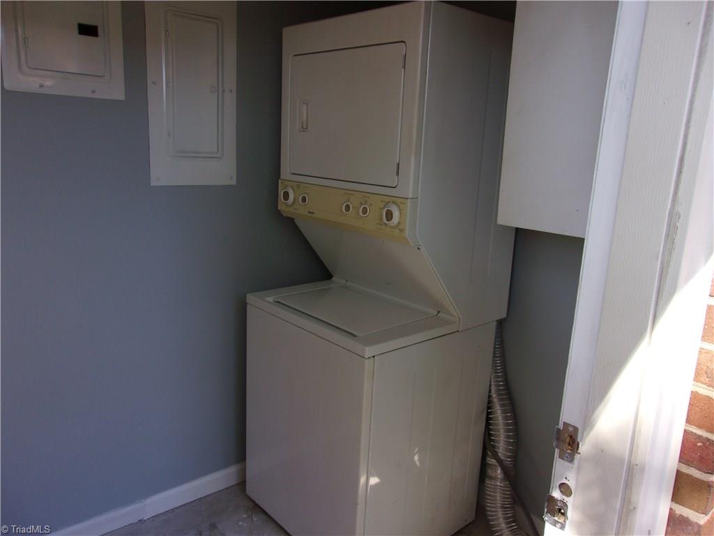 209 Northpoint Avenue, Unit H High Point, NC 27262 - Photo 25 of 31 Gallery Image 25