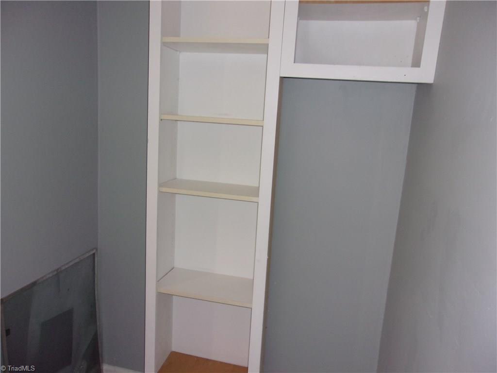 209 Northpoint Avenue, Unit H High Point, NC 27262 - Photo 26 of 31 Gallery Image 26