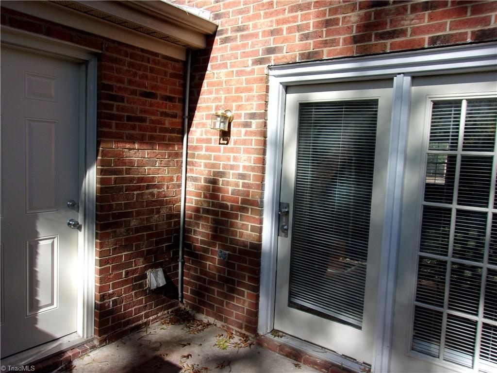 209 Northpoint Avenue, Unit H High Point, NC 27262 - Photo 30 of 31 Gallery Image 30