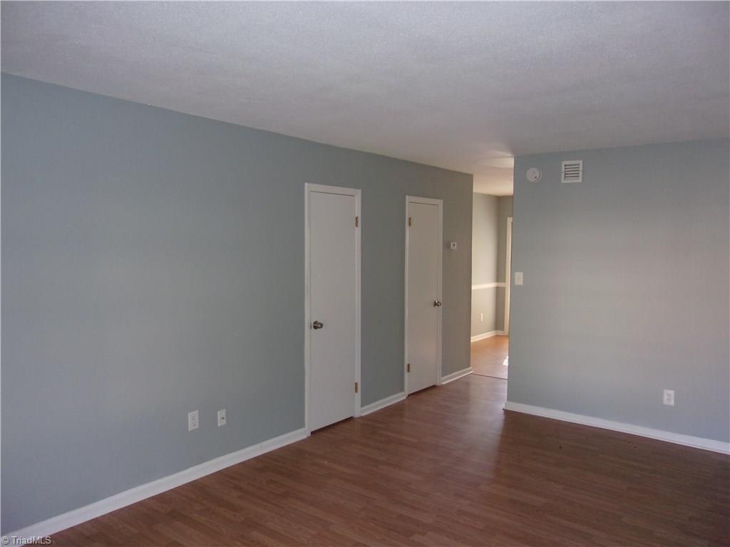 209 Northpoint Avenue, Unit H High Point, NC 27262 - Photo 5 of 31 Gallery Image 5