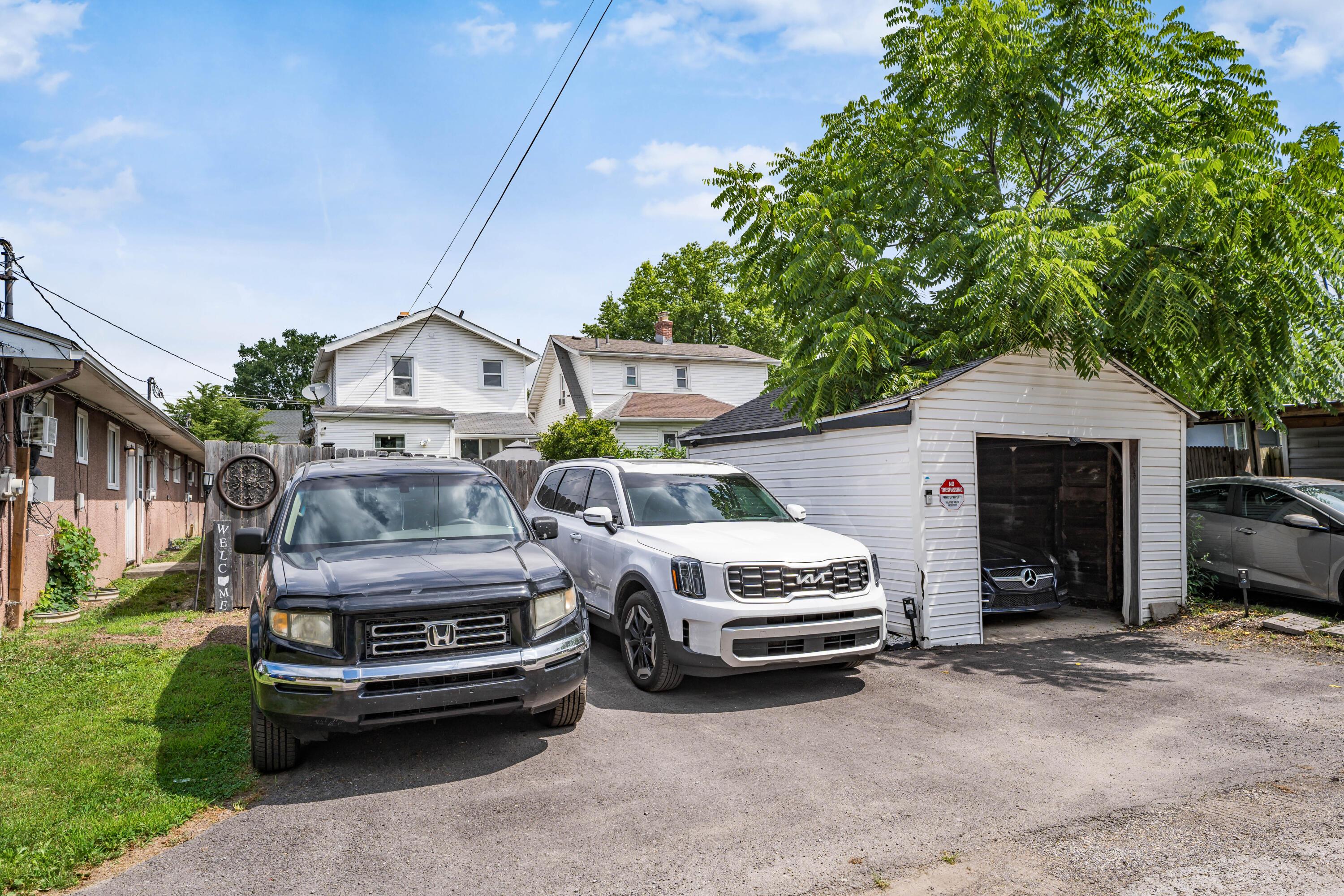 1581 East Weber Road Columbus, OH 43211 - Photo 39 of 41 Note: the garage is not in perfect condition & needs a new overhead door.