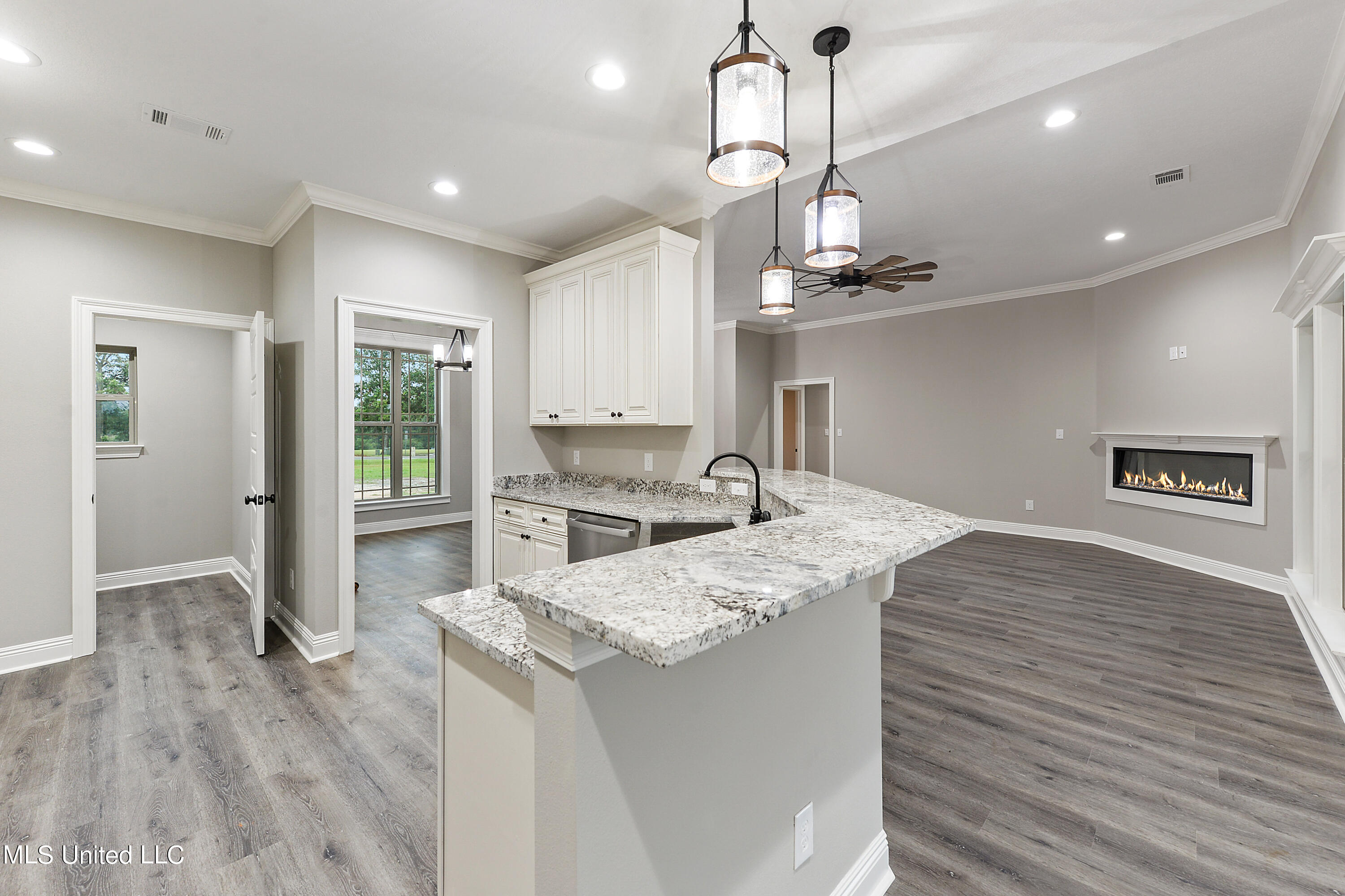 8025 Ridgewood Road Kiln, MS 39556 - Photo 11 of 35 Kitchen