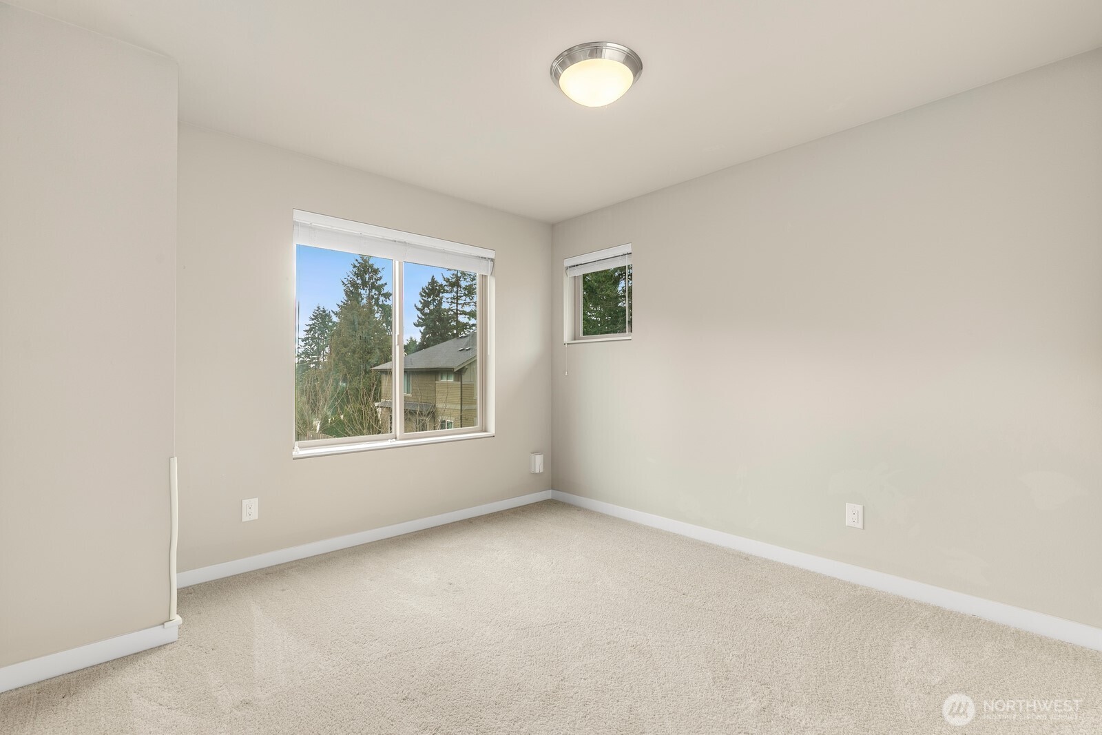 3516 Northeast 6th Court Renton, WA 98056 - Photo 17 of 31