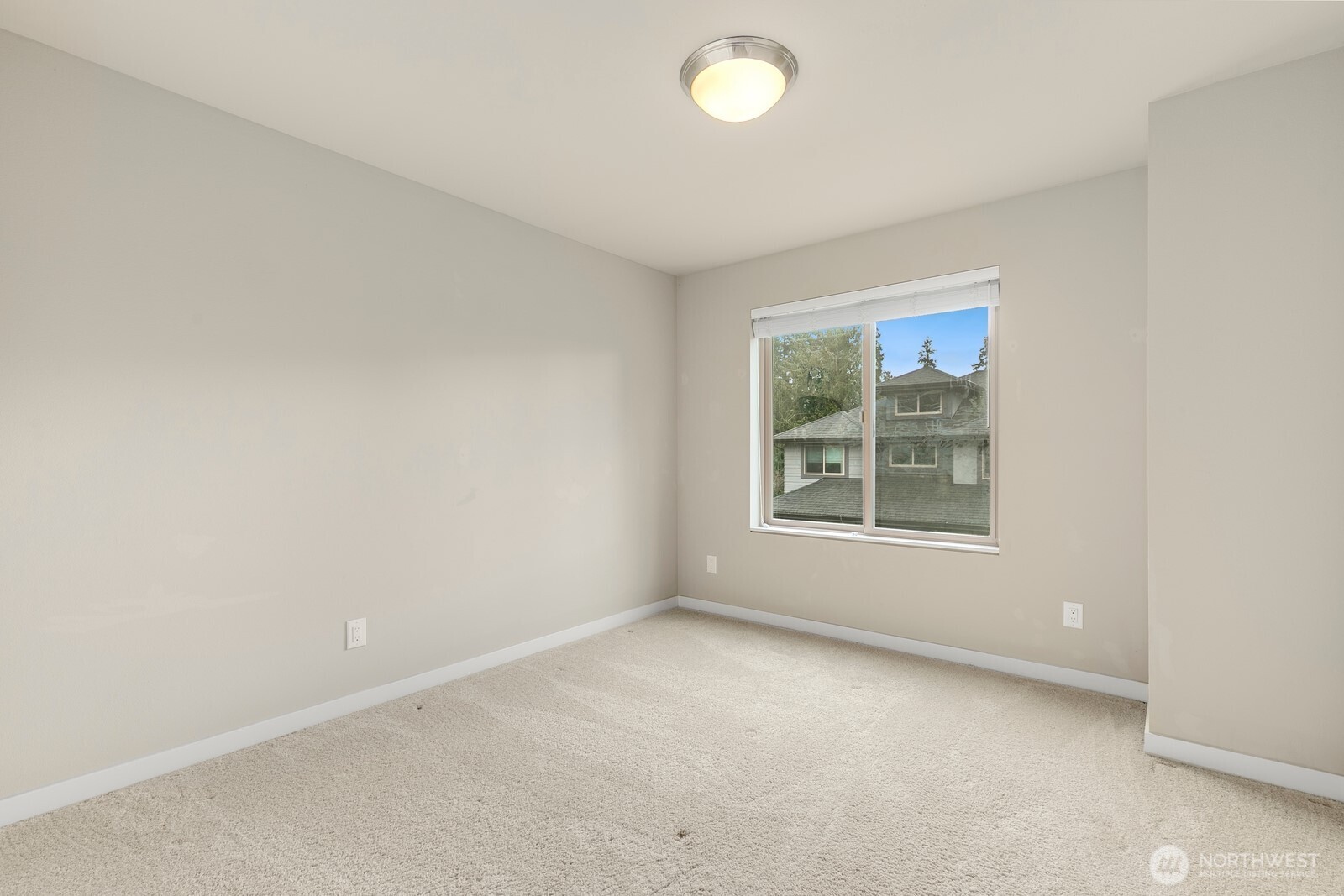 3516 Northeast 6th Court Renton, WA 98056 - Photo 18 of 31