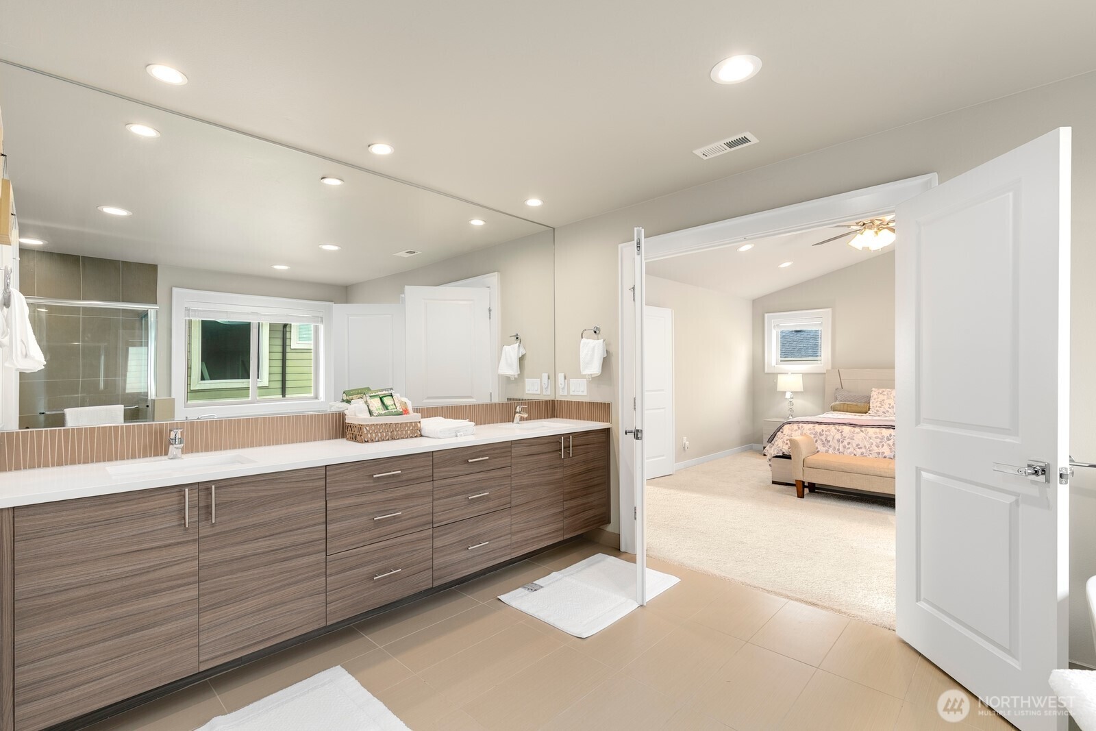 3516 Northeast 6th Court Renton, WA 98056 - Photo 20 of 31