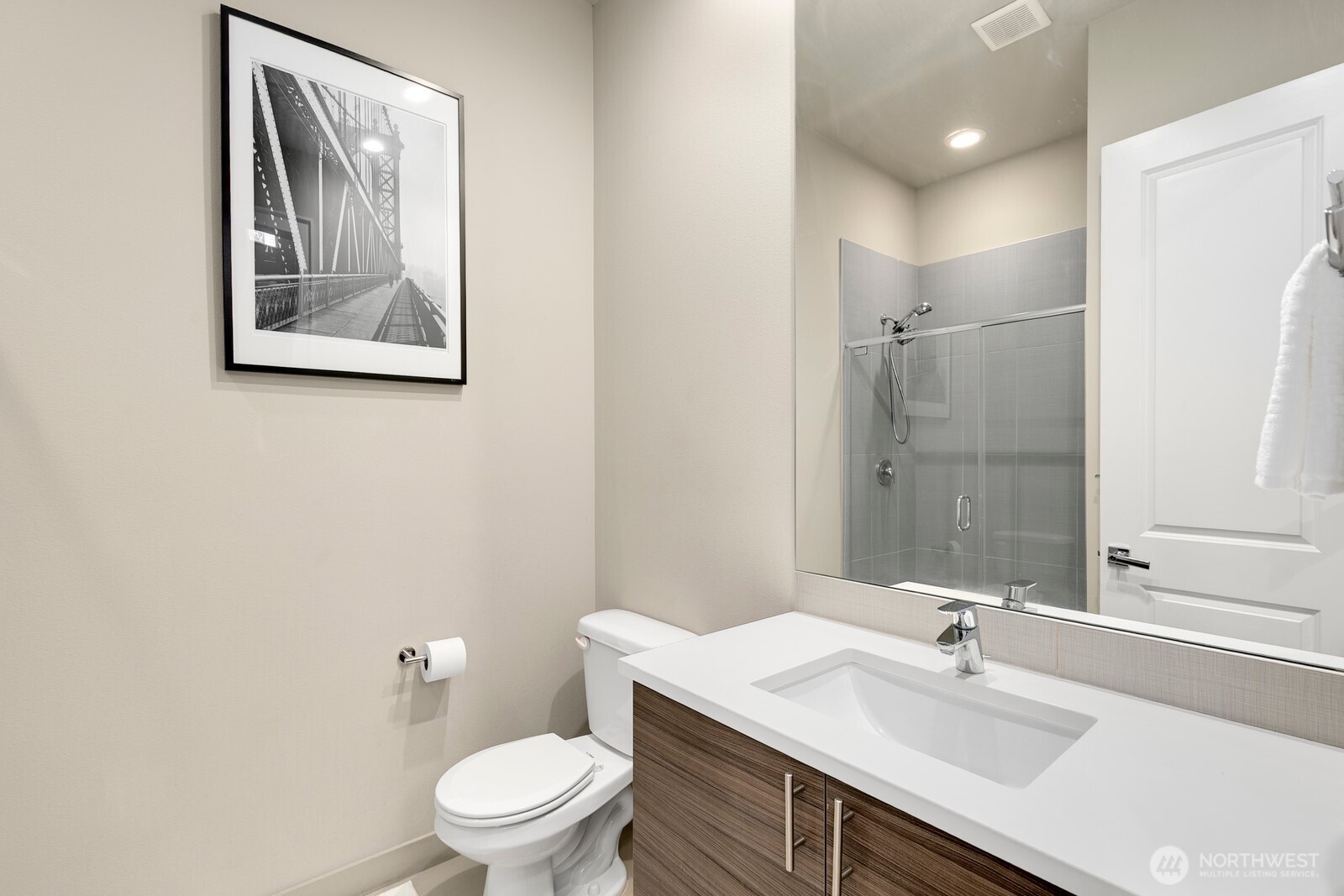 3516 Northeast 6th Court Renton, WA 98056 - Photo 22 of 31