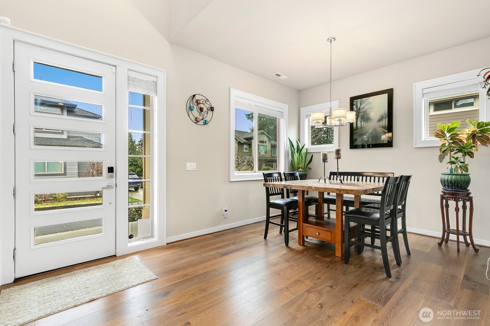 3516 Northeast 6th Court Renton, WA 98056 - Photo 3 of 31