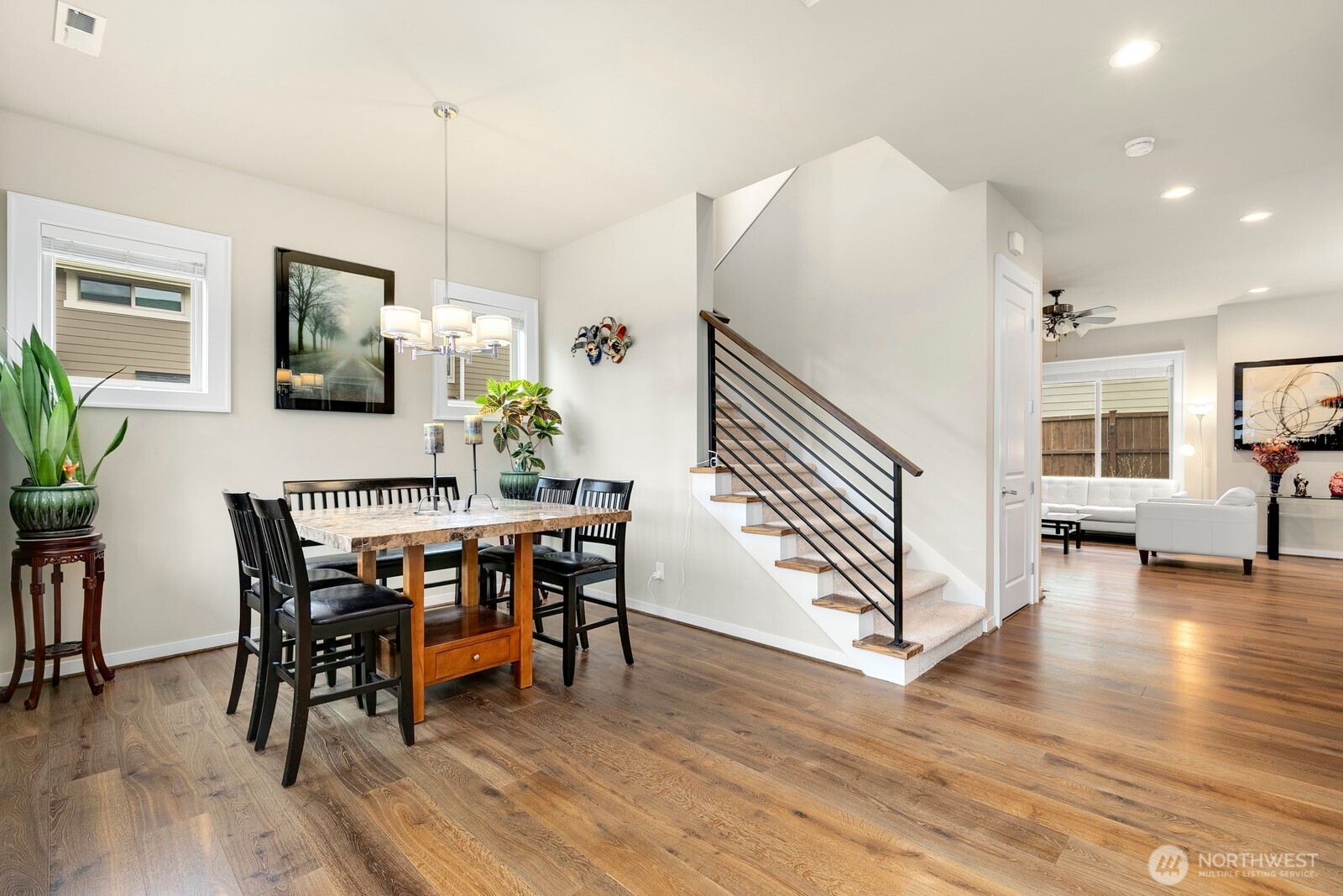 3516 Northeast 6th Court Renton, WA 98056 - Photo 4 of 31