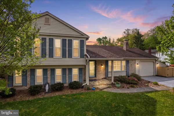 $915,000 | 5457 Broadmoor Street, Alexandria, VA 22315