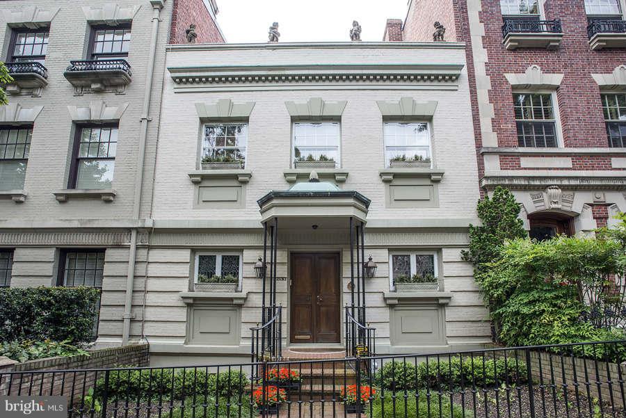 2130 Bancroft Place Northwest Washington, DC 20008 - Photo 1 of 20 a front view of a building