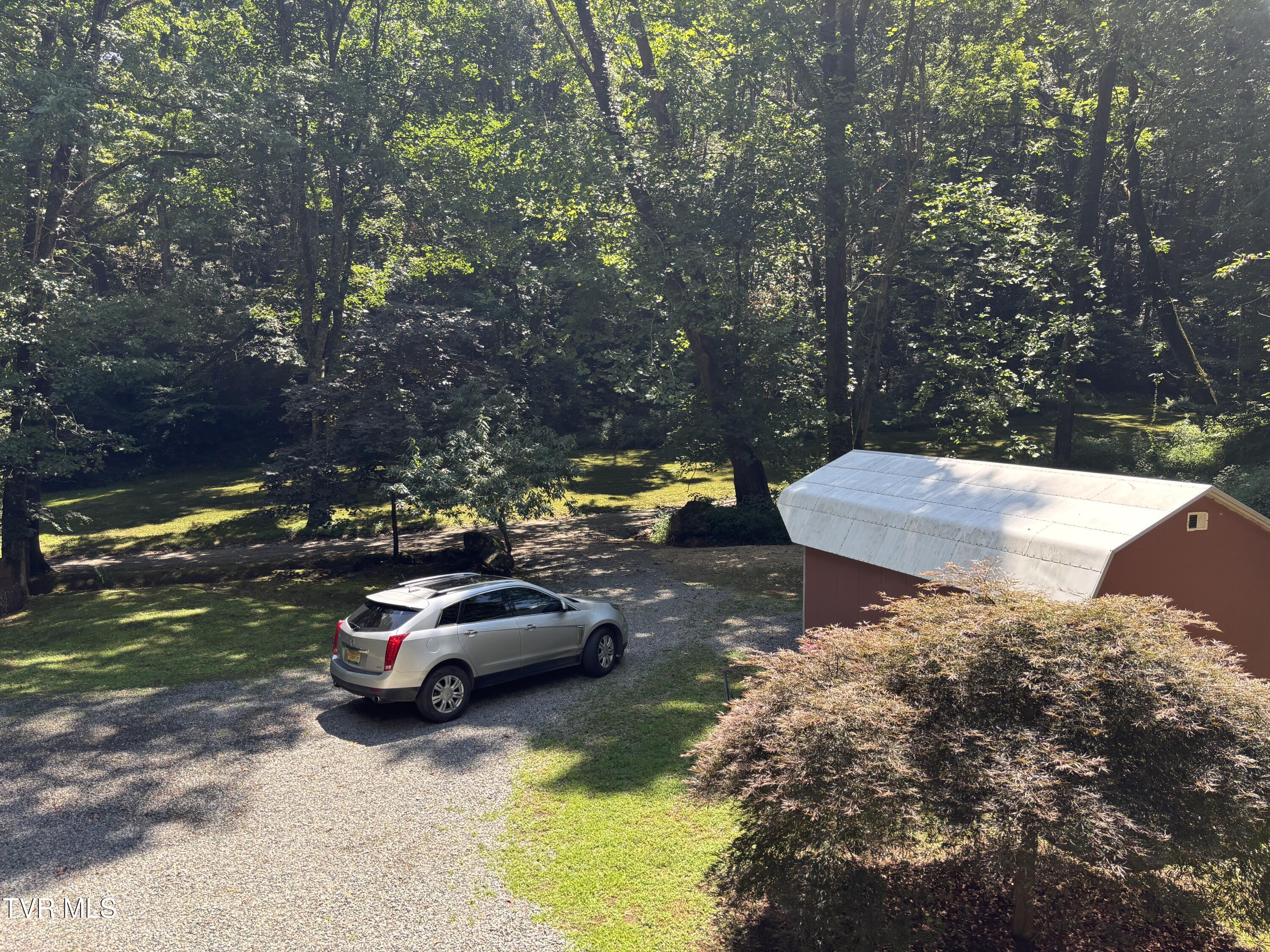 100 Gate Hollow Road Mountain City, TN 37683 - Photo 34 of 35 IMG_4925
