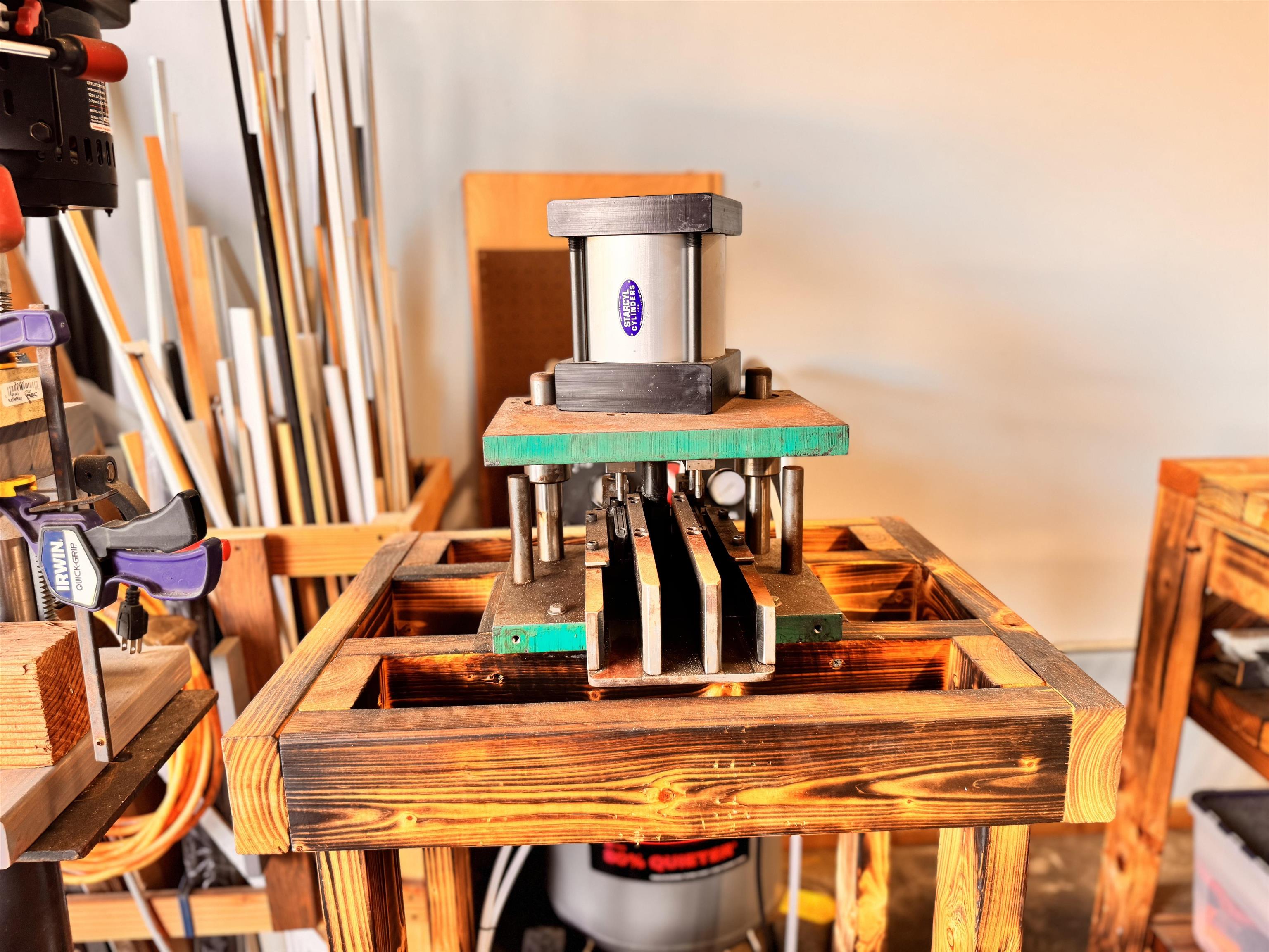 270 Lalo Street Kahului, HI 96732 - Photo 13 of 30 a view of a balcony with chairs