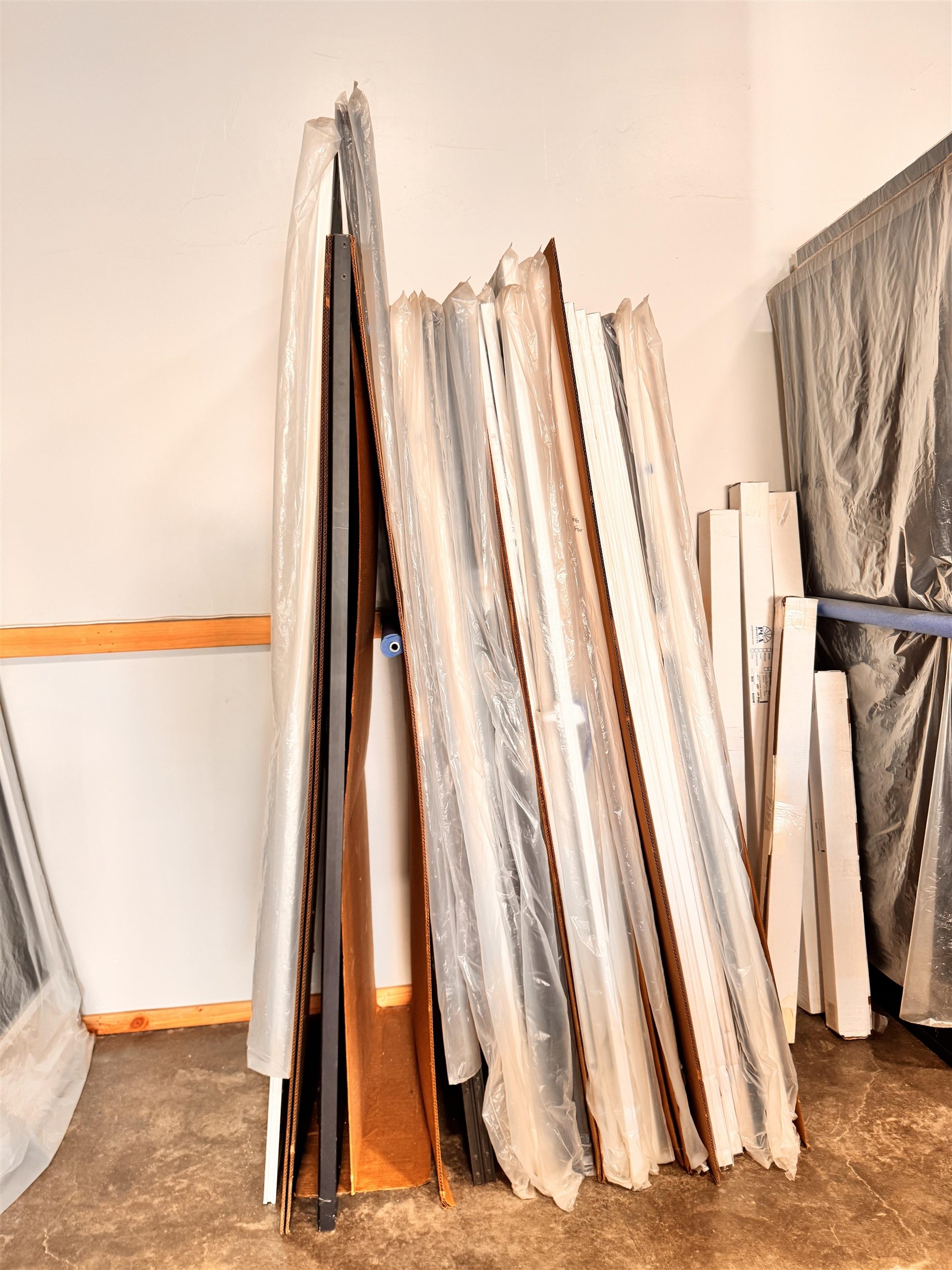 270 Lalo Street Kahului, HI 96732 - Photo 14 of 30 a view of wooden floor