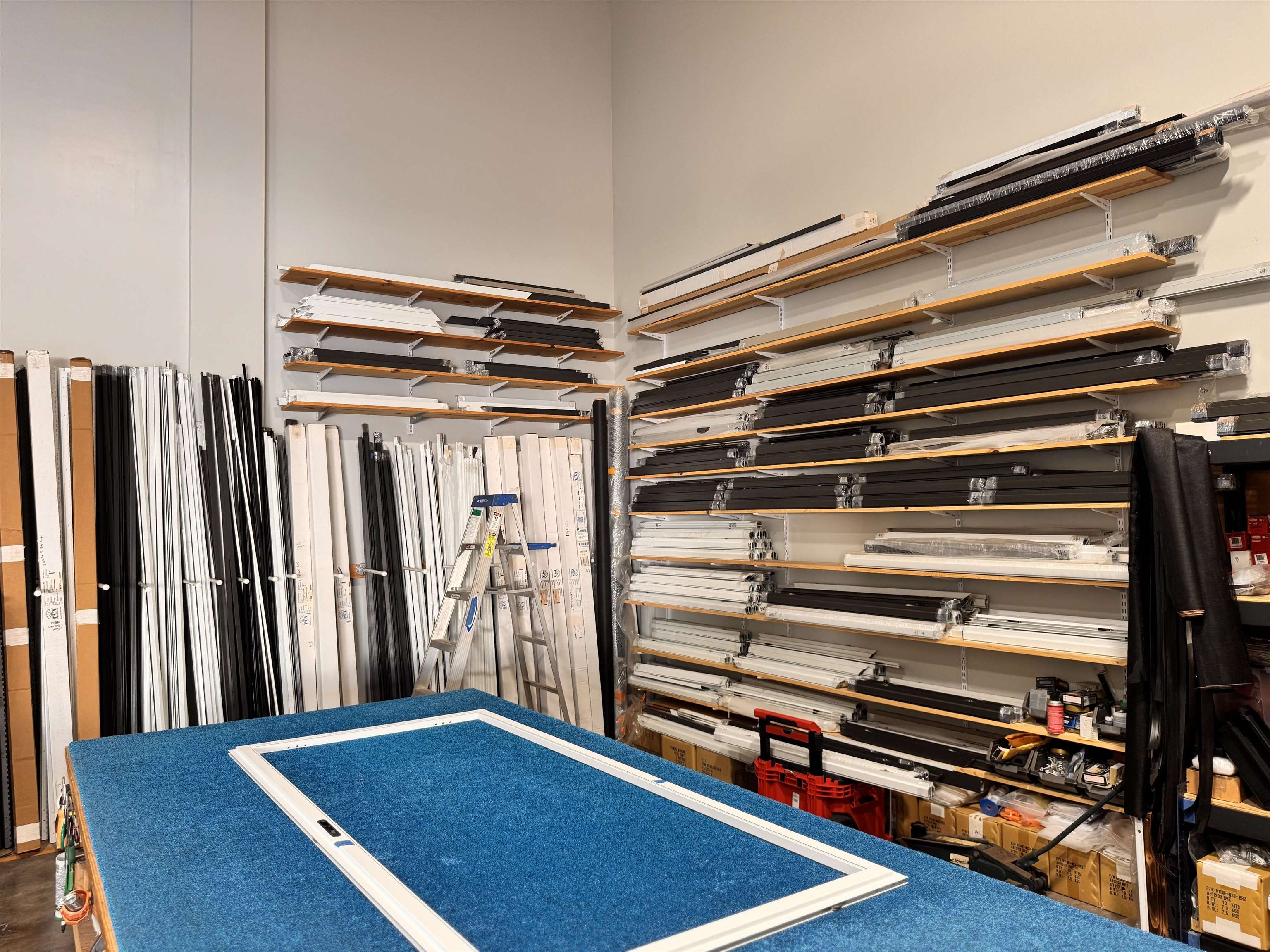 270 Lalo Street Kahului, HI 96732 - Photo 27 of 30 a view of a room with gym equipment