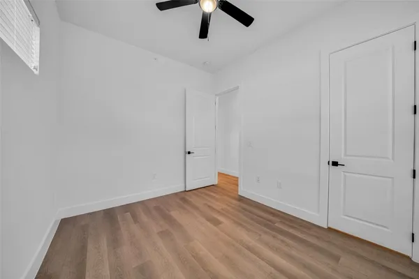 $1,835 | 1601-425 Mustang Drive, Marble Falls, TX 78654