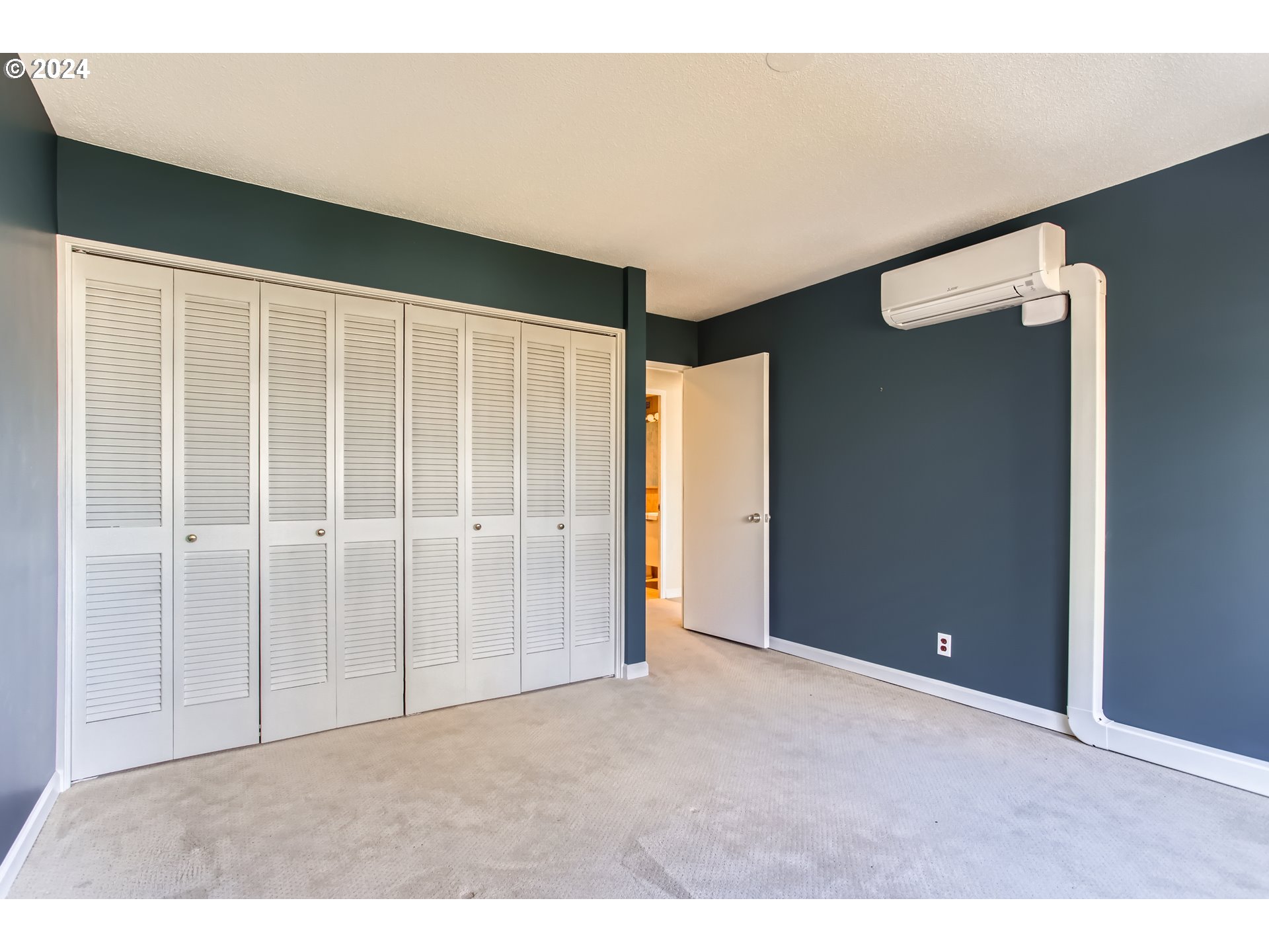 2323 Southwest Park Place, Unit 302 Portland, OR 97205 - Photo 25 of 25