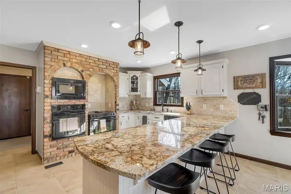 $800,000 | 2015 Wakefield Farm Road, Wildwood, MO 63038