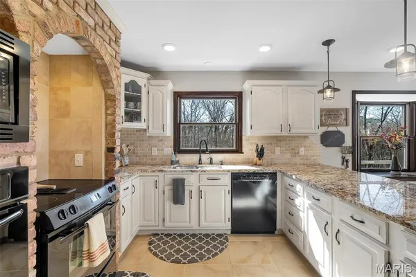 $800,000 | 2015 Wakefield Farm Road, Wildwood, MO 63038