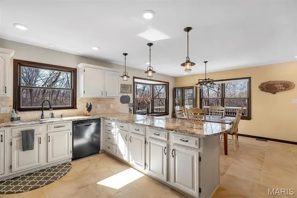 $800,000 | 2015 Wakefield Farm Road, Wildwood, MO 63038