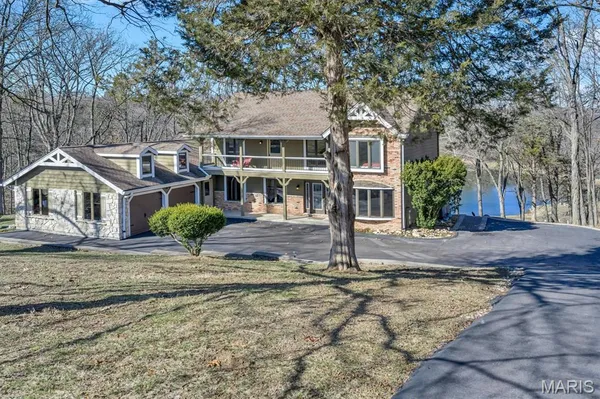 $800,000 | 2015 Wakefield Farm Road, Wildwood, MO 63038