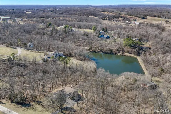 $800,000 | 2015 Wakefield Farm Road, Wildwood, MO 63038
