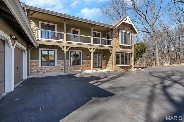 $800,000 | 2015 Wakefield Farm Road, Wildwood, MO 63038