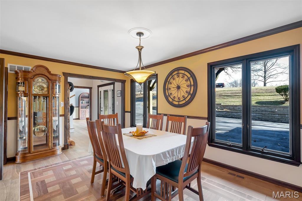 2015 Wakefield Farm Road Wildwood, MO 63038 - Photo 10 of 68