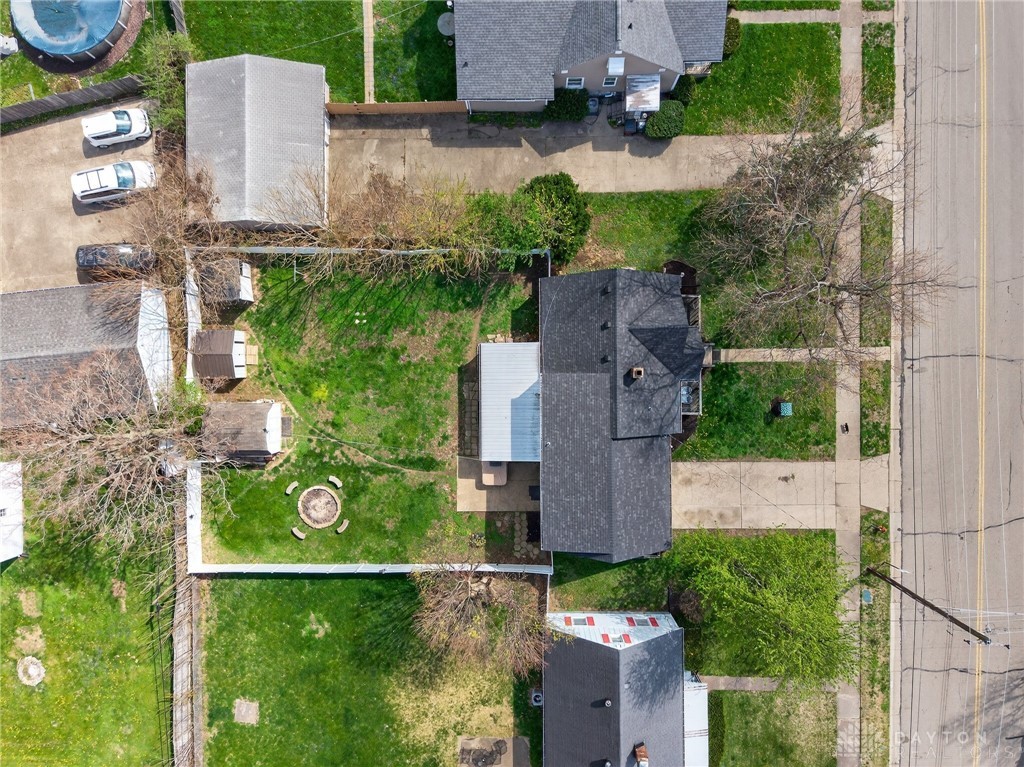 3301 Wildwood Road Middletown, OH 45042 - Photo 60 of 68 This overhead view showcases the property's layout, ample yard space, and outdoor amenities.