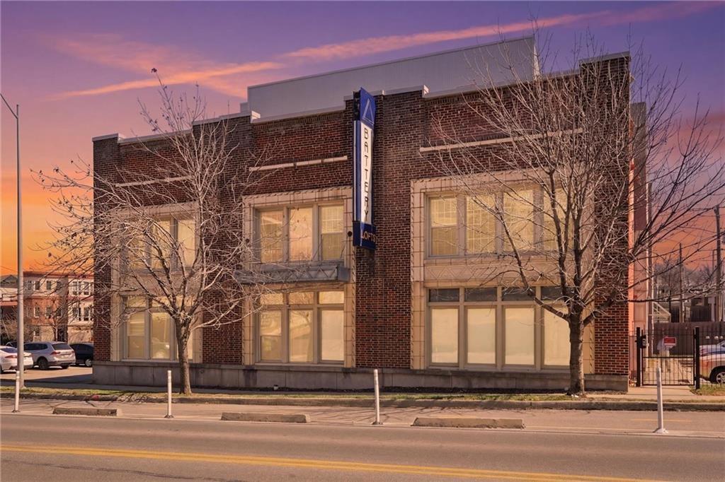 3001 Gillham Road, Unit 206 Kansas City, MO 64108 - Photo 4 of 45