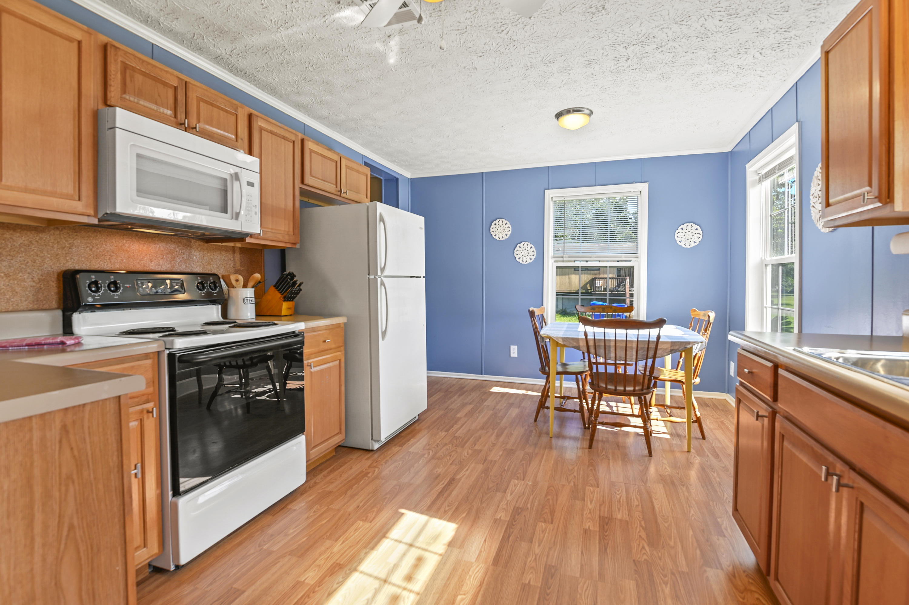1804 Scudder Road Charleston, SC 29412 - Photo 10 of 27 _DSC2042