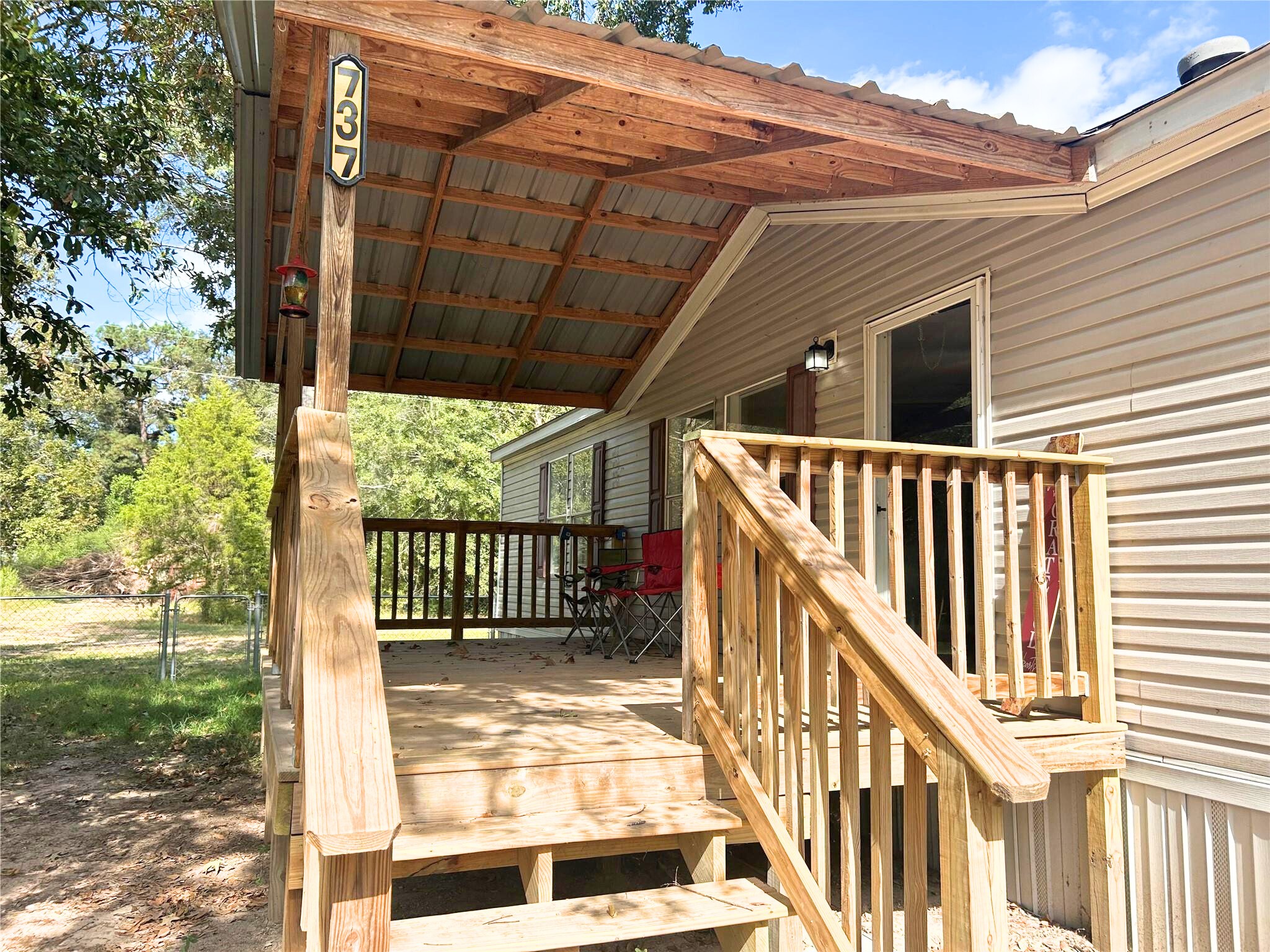 772 County Road 2191 Cleveland, TX 77327 - Photo 4 of 24 a view of balcony
