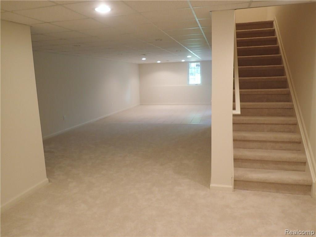 638 Telya Ridge, Unit 27 Milford, MI 48381 - Photo 38 of 54 P8040284.JPG