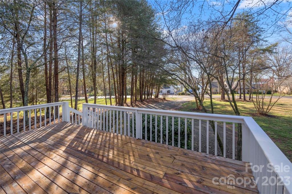 328 Sundown Road Mooresville, NC 28117 - Photo 8 of 32
