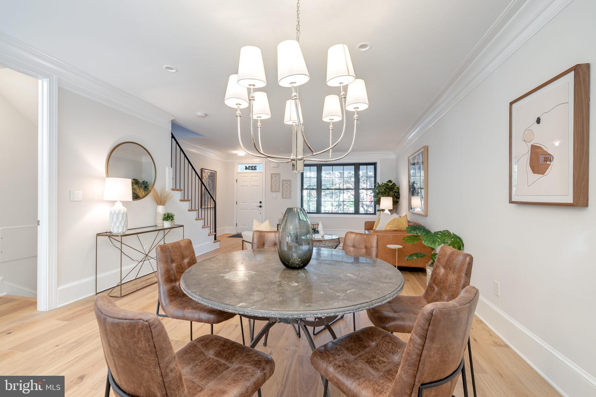 2214 Tunlaw Road Northwest Washington, DC 20007 - Photo 6 of 31 Dining Area